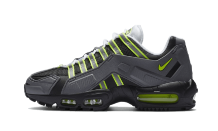 Nike Air Max 95 NDSTRKT Neon
