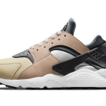 Nike Air Huarache Escape (2021)