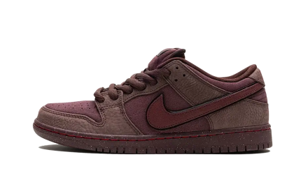 Nike SB Dunk Low City Of Love Burgundy Crush