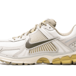 Nike Zoom Vomero 5 Light Bone Medium Olive