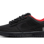 Nike SB Dunk Low Supreme Black