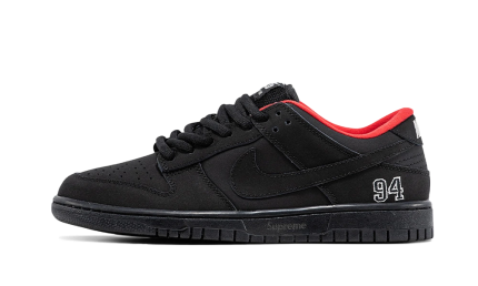 Nike SB Dunk Low Supreme Black
