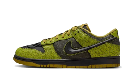 Nike Dunk Low Halloween Skull