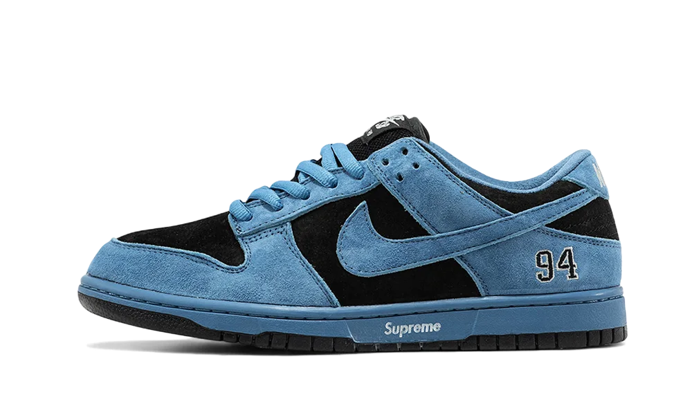 HQ8487-400_1 Nike SB Dunk Low Supreme Ocean Fog - Image 1
